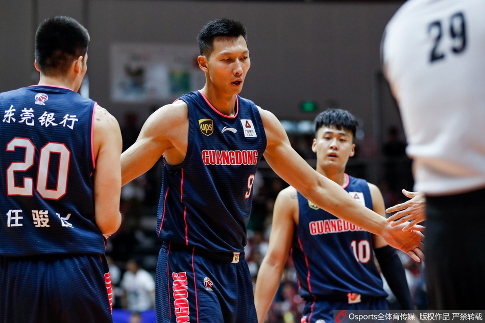 总决赛G4：新疆vs广东