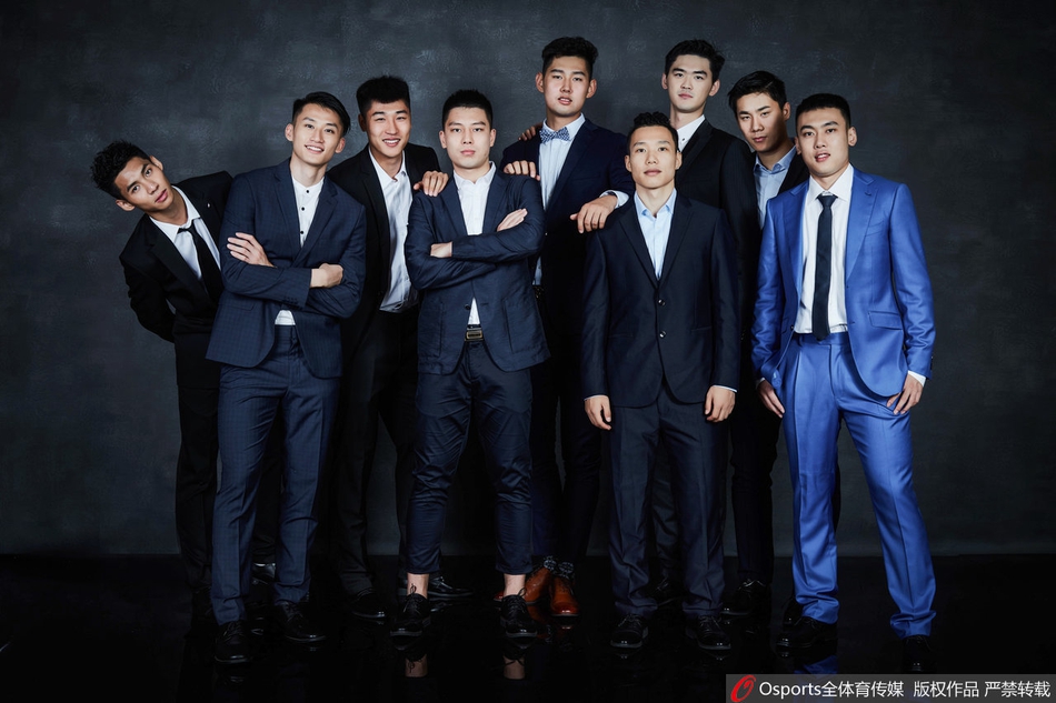 CBA选秀大会球员拍摄正装写真