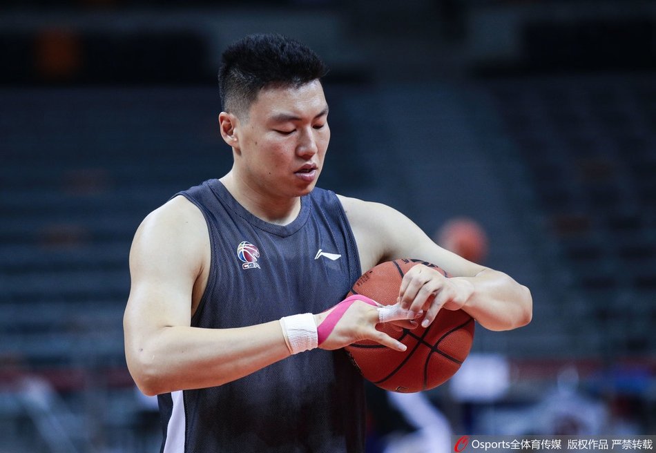 总决赛G2 新疆队备战训练