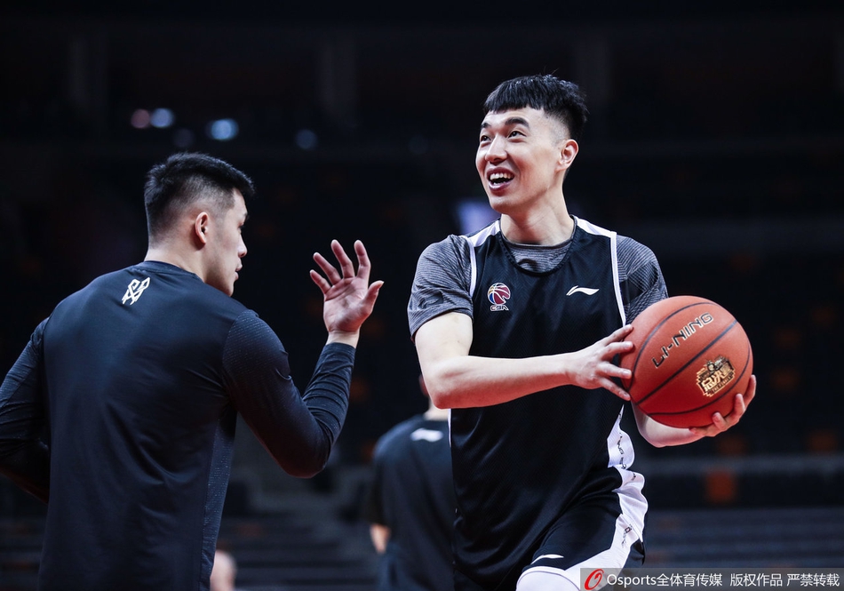 总决赛G2 新疆队备战训练