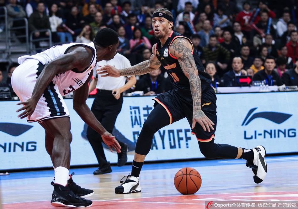 CBA第45轮:广东vs辽宁