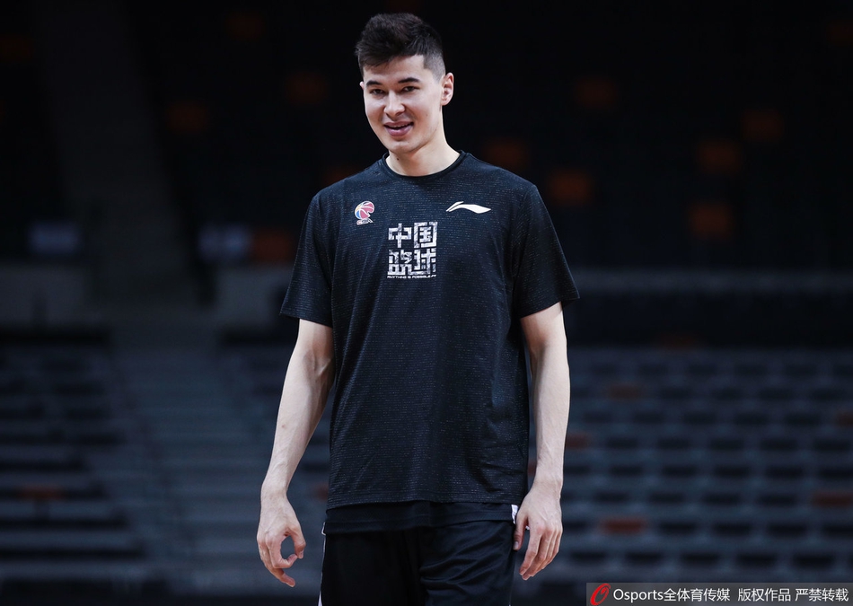 总决赛G2 新疆队备战训练