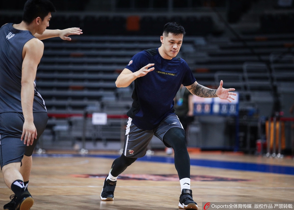 总决赛G2 新疆队备战训练