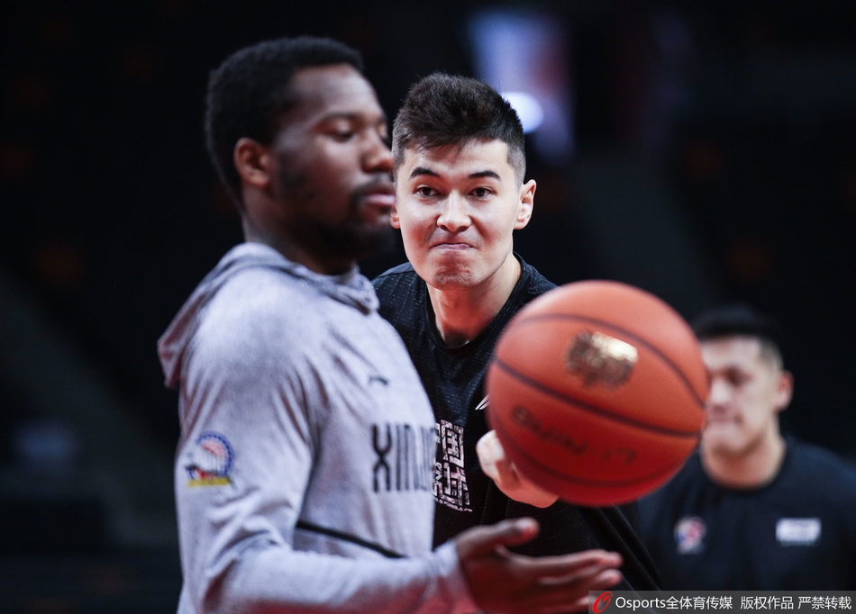 总决赛G2 新疆队备战训练