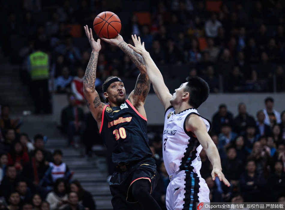CBA第45轮:广东vs辽宁