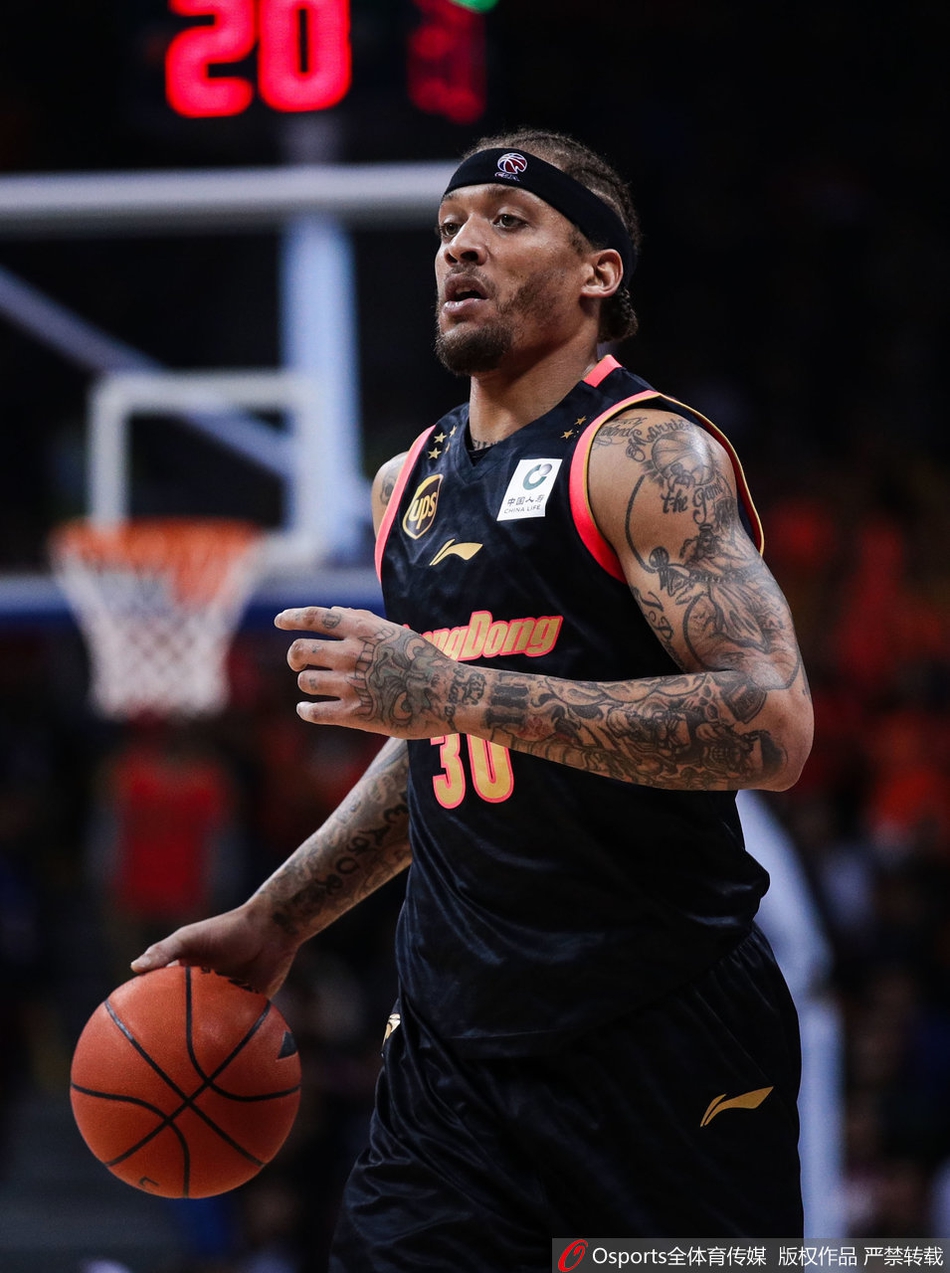 CBA第45轮:广东vs辽宁