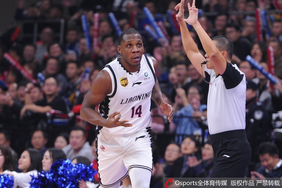 CBA第1轮:辽宁113-92山东