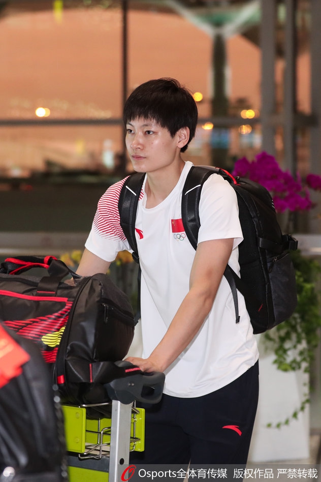 中国女篮出征亚运会