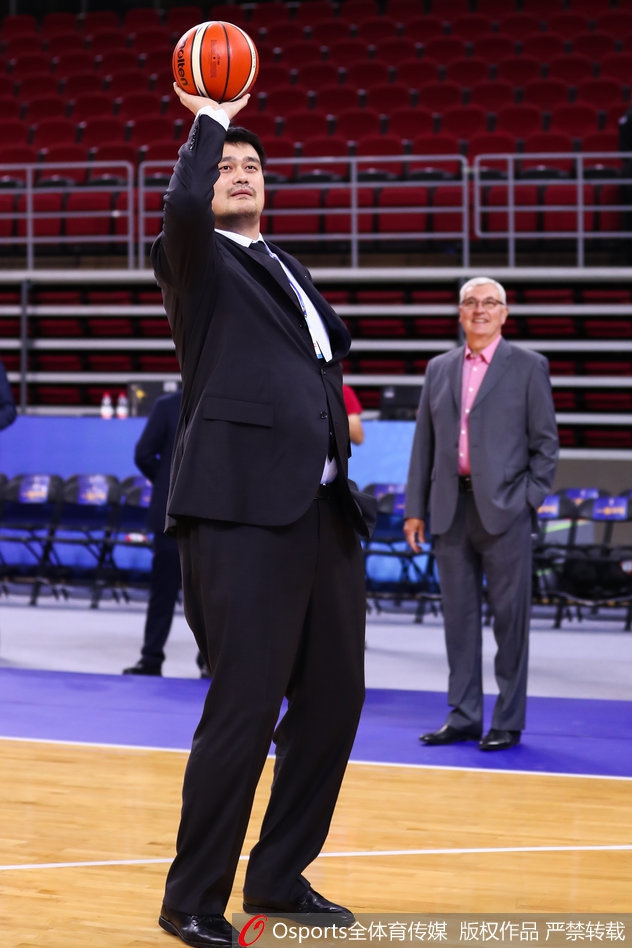 08男篮重聚首看看谁最帅