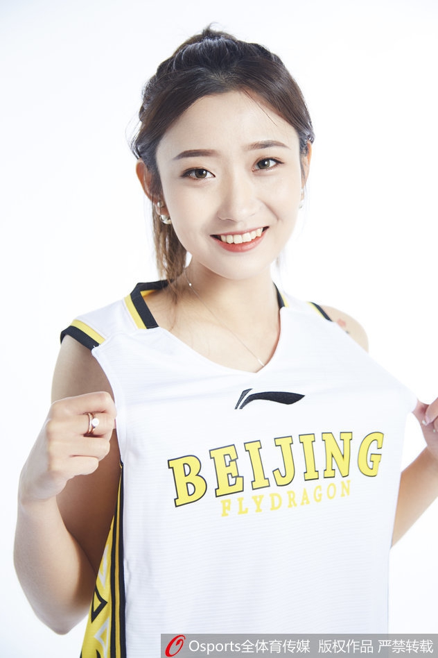 北控篮球宝贝写真