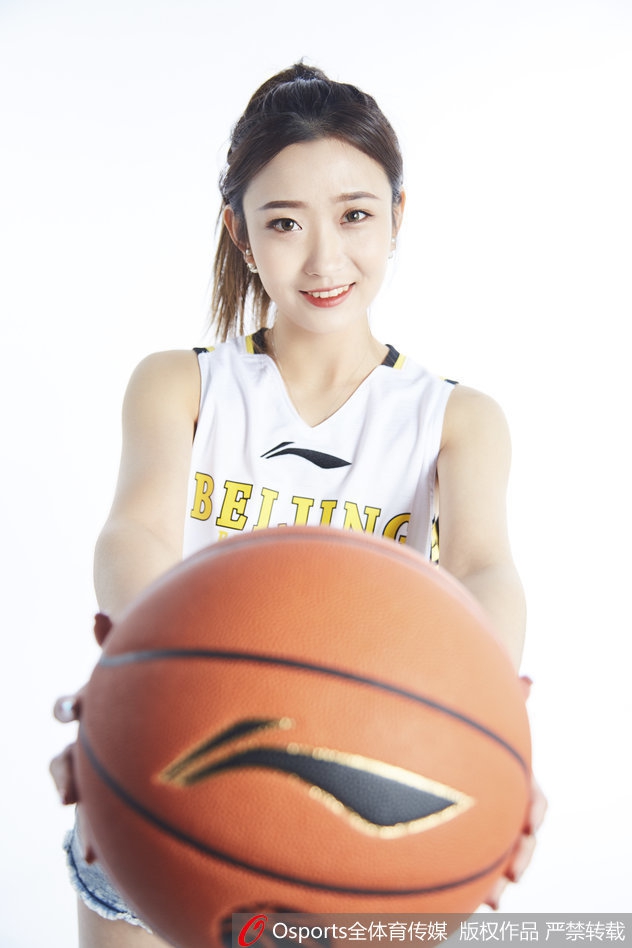 北控篮球宝贝写真
