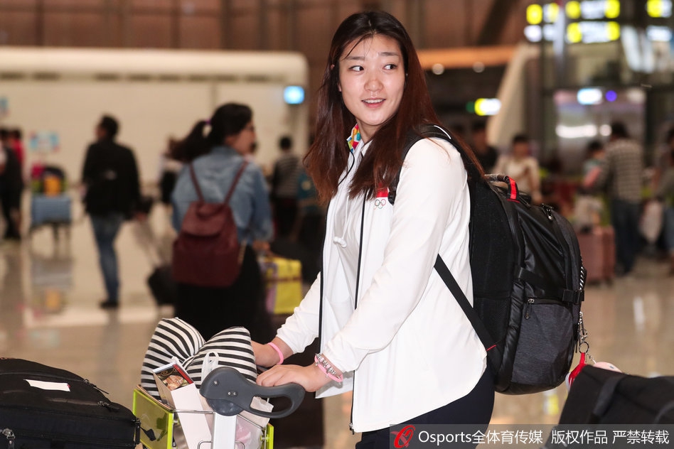 中国女篮出征亚运会