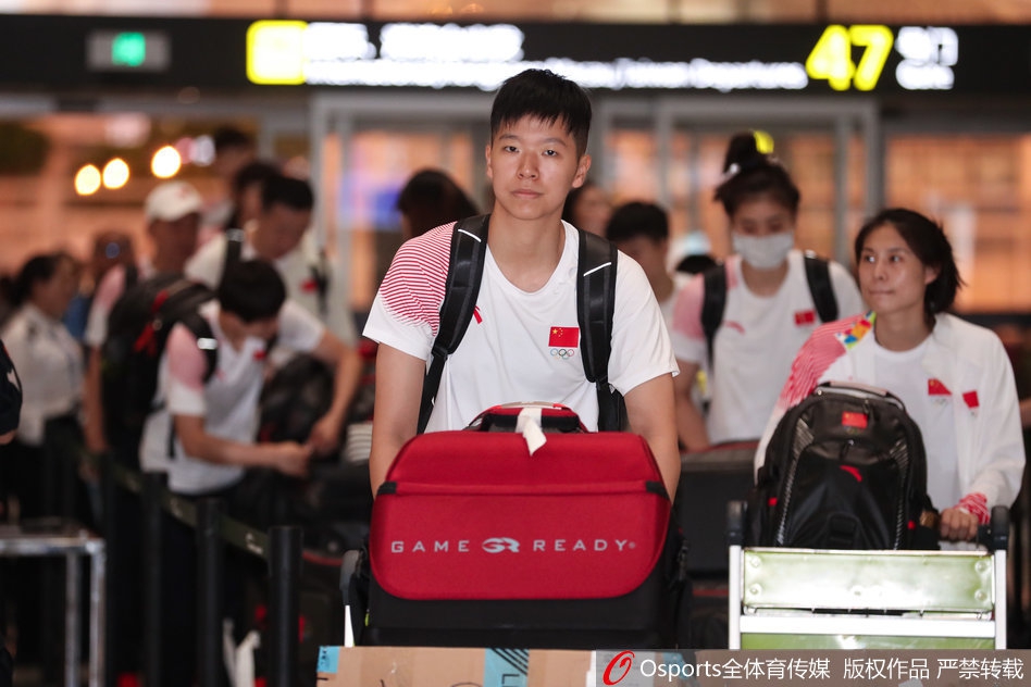 中国女篮出征亚运会