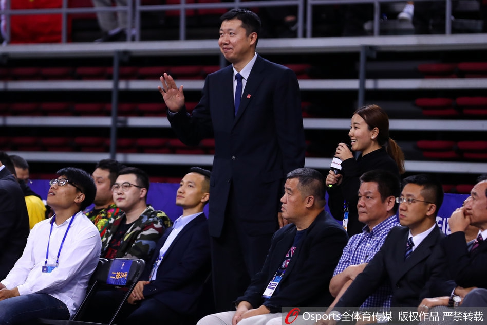 08男篮重聚首看看谁最帅