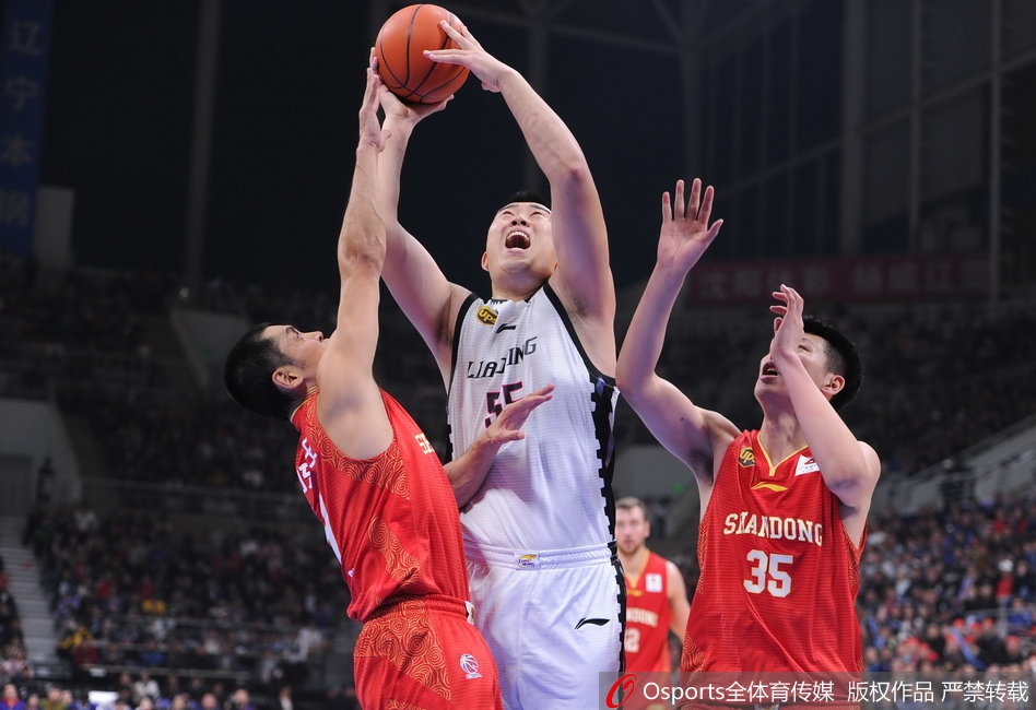 CBA第1轮:辽宁113-92山东