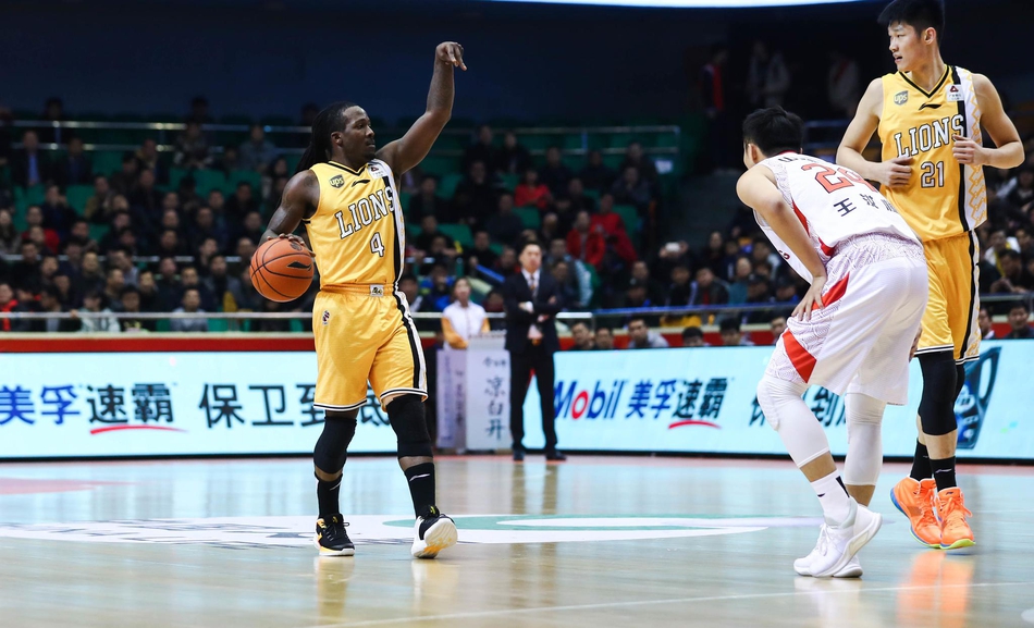 CBA第41轮：山东113-104广厦