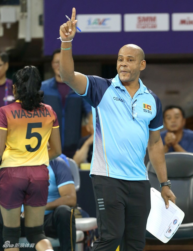 亚锦赛中国女排3-0斯里兰卡