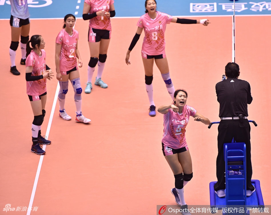 排超精英赛八一女排3:1广东女排