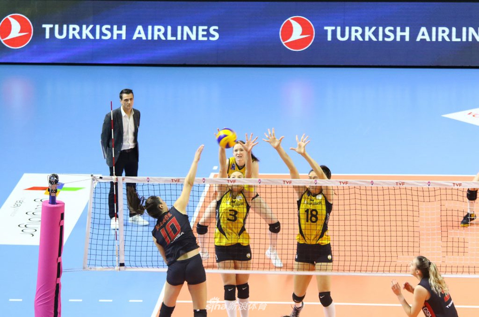 朱婷17分瓦基弗双杀加拉塔萨雷