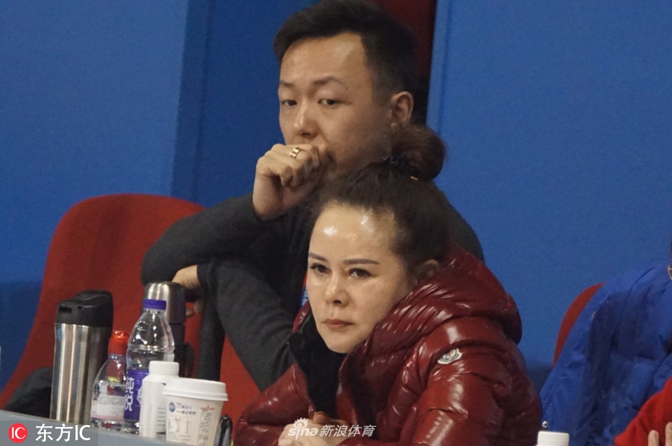 熹贵妃孙俪妈妈邓丽芳观女排铜牌战