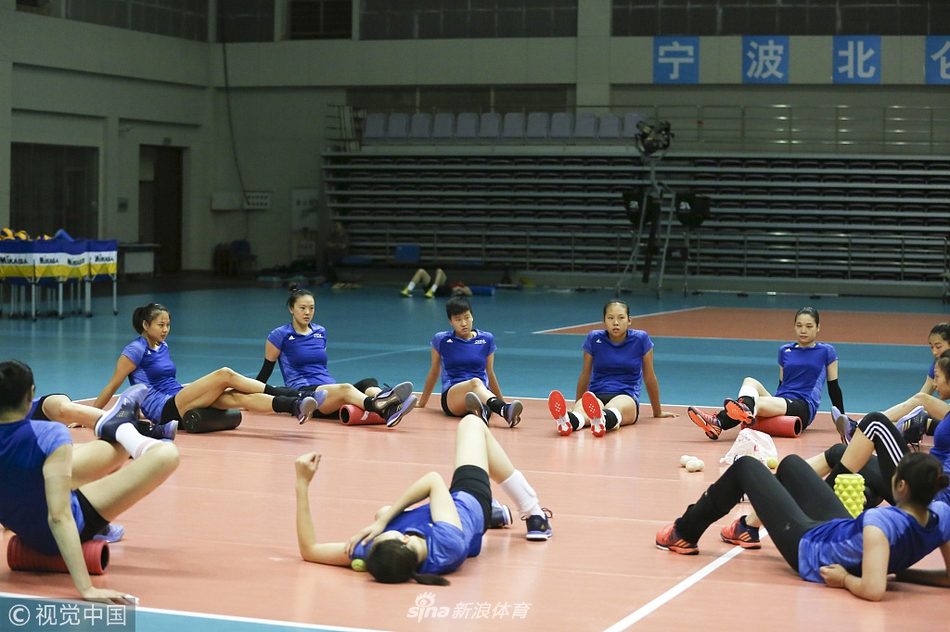 中国女排北仑集训朱婷潜心备战