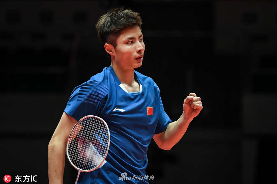 羽联总决赛男排石宇奇2-1孙完虎