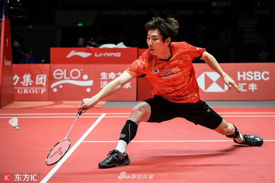 羽联总决赛男排石宇奇2-1孙完虎