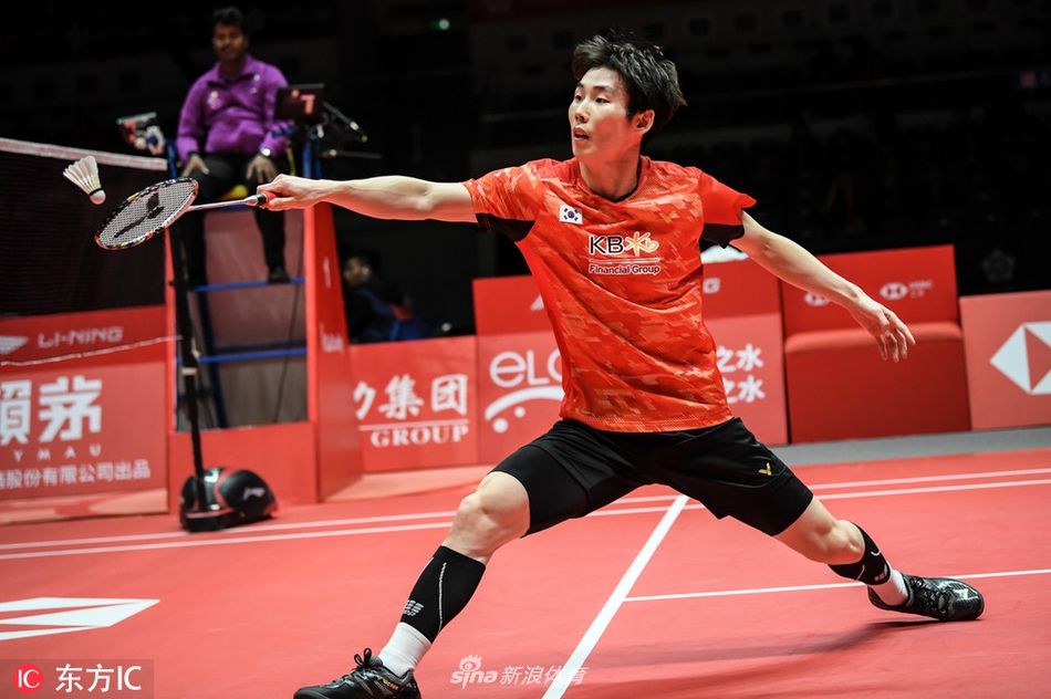 羽联总决赛男排石宇奇2-1孙完虎