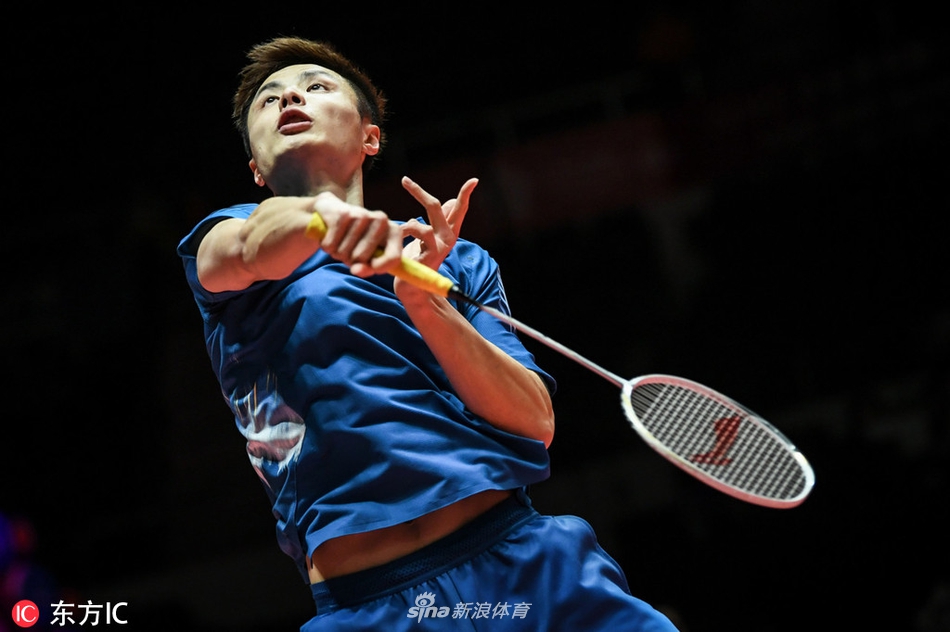 羽联总决赛男排石宇奇2-1孙完虎