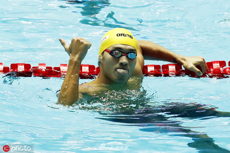 世锦赛100仰徐嘉余半决赛第一进决赛