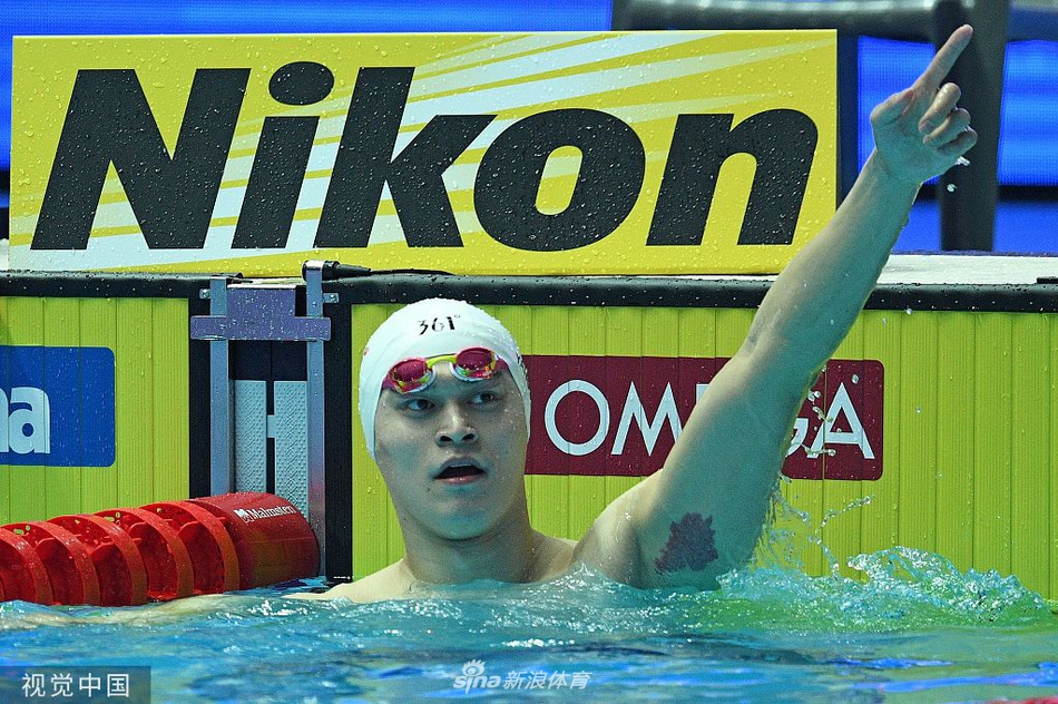 世锦赛孙杨200自卫冕对手犯规丢金