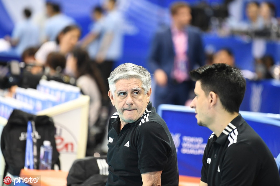 奥运资格赛中国男排2-3加拿大