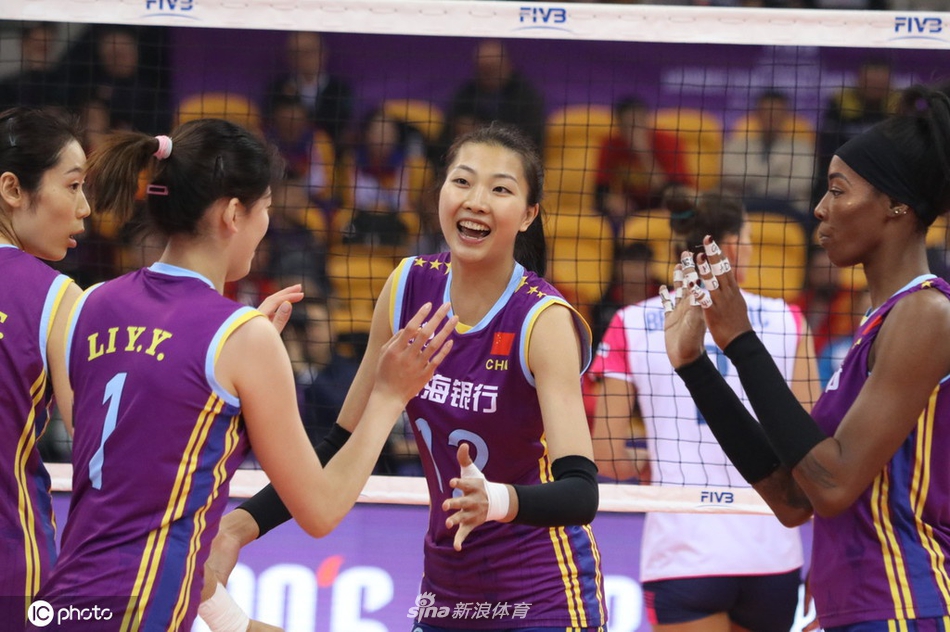 女排世俱杯天津女排2-3诺瓦拉