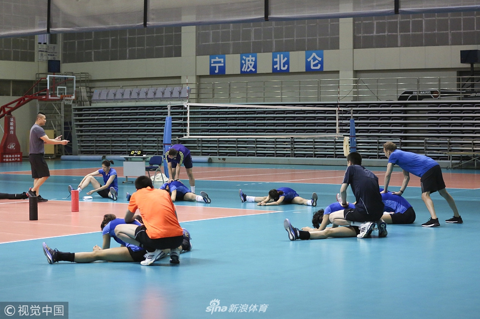 中国女排北仑集训朱婷潜心备战