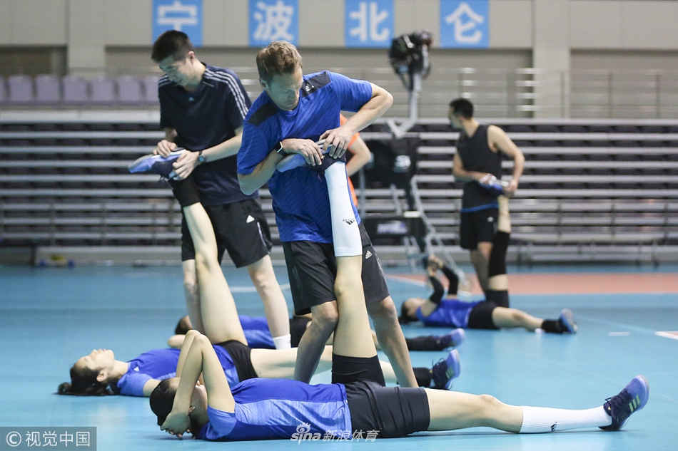 中国女排北仑集训朱婷潜心备战