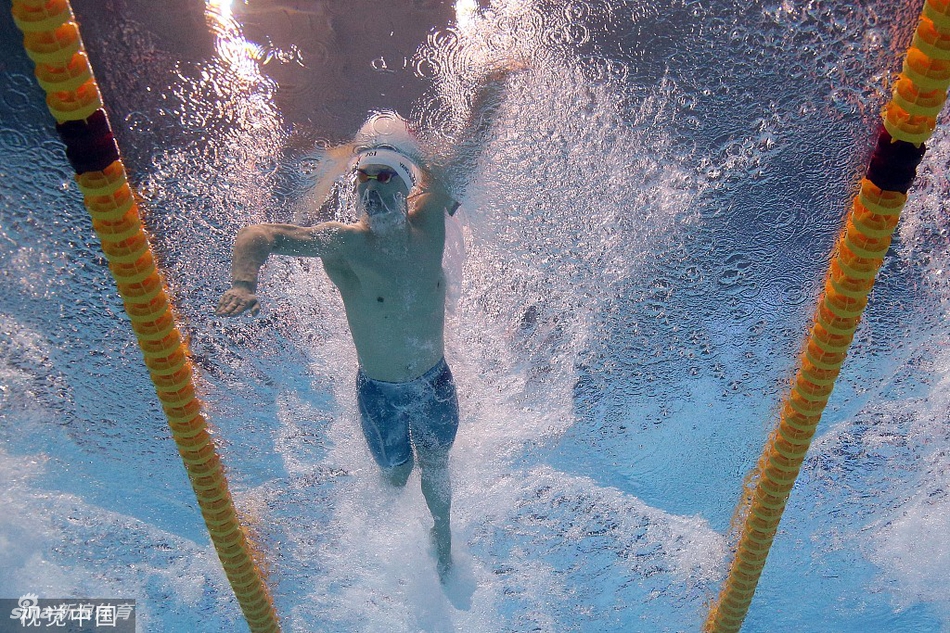 世锦赛400自孙杨预赛第一进决赛