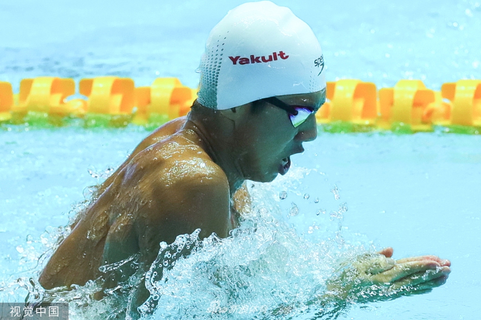 世锦赛100蛙皮蒂夺冠闫子贝第3