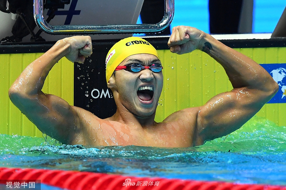 世锦赛男子100仰徐嘉余霸气卫冕