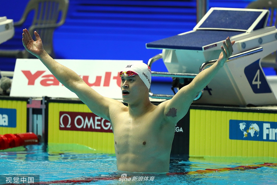 世锦赛孙杨200自卫冕对手犯规丢金