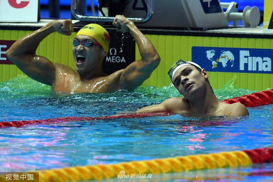 世锦赛男子100仰徐嘉余霸气卫冕