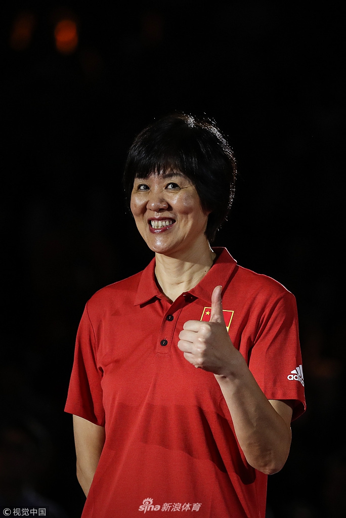 女排世锦赛颁奖仪式中国摘铜