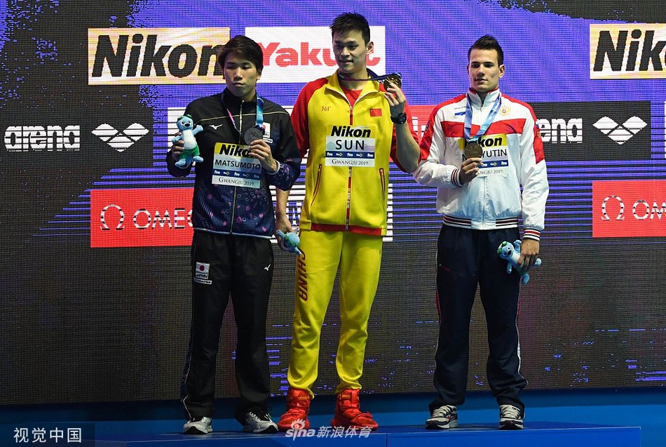 英名将效仿霍顿拒与孙杨合影