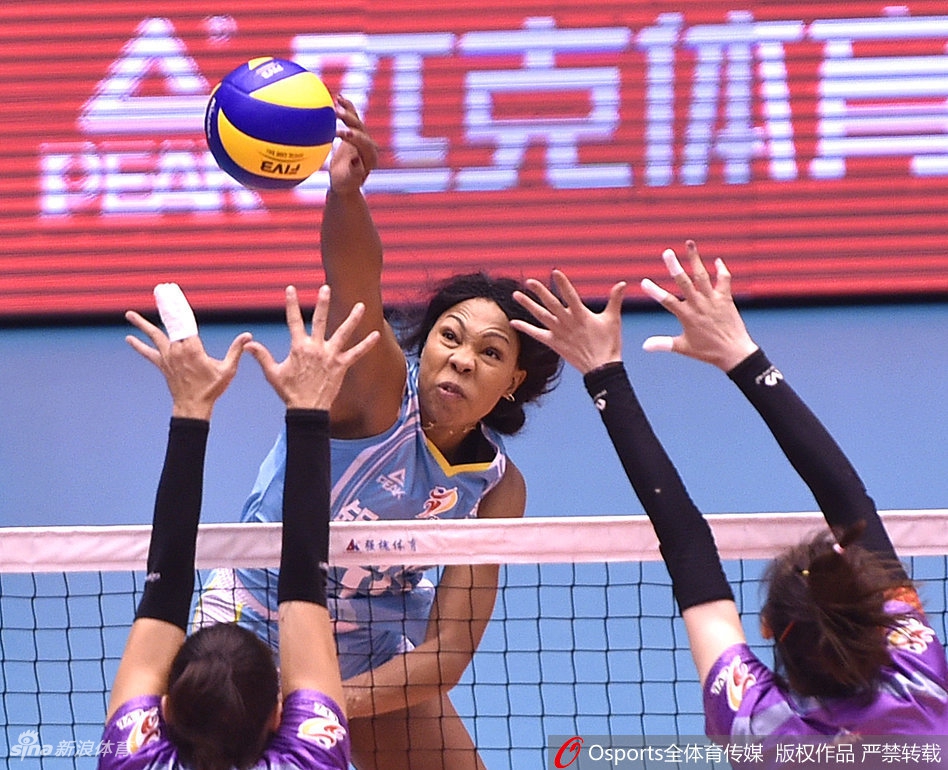 排超精英赛天津女排3-0河南女排