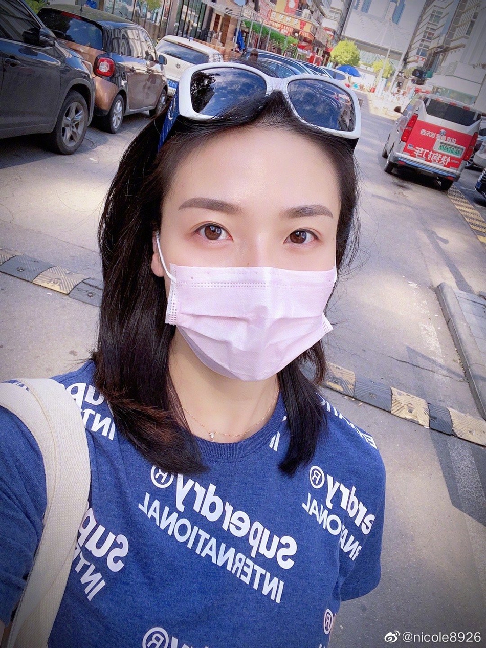 里约奥运会冠军魏秋月晒美拍