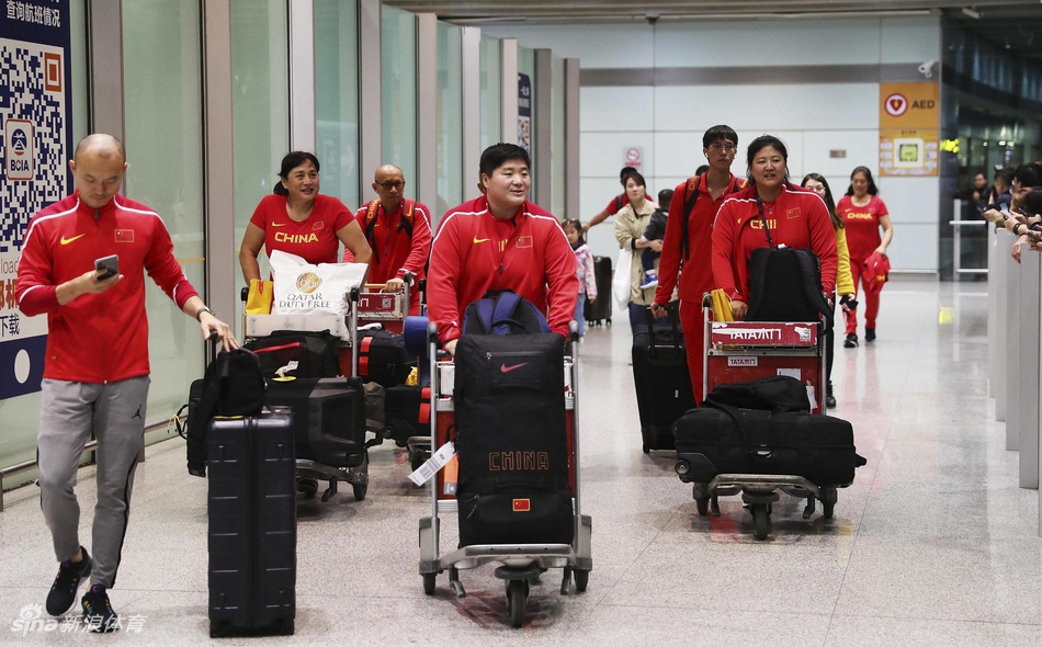 田径世锦赛中国健儿凯旋归国