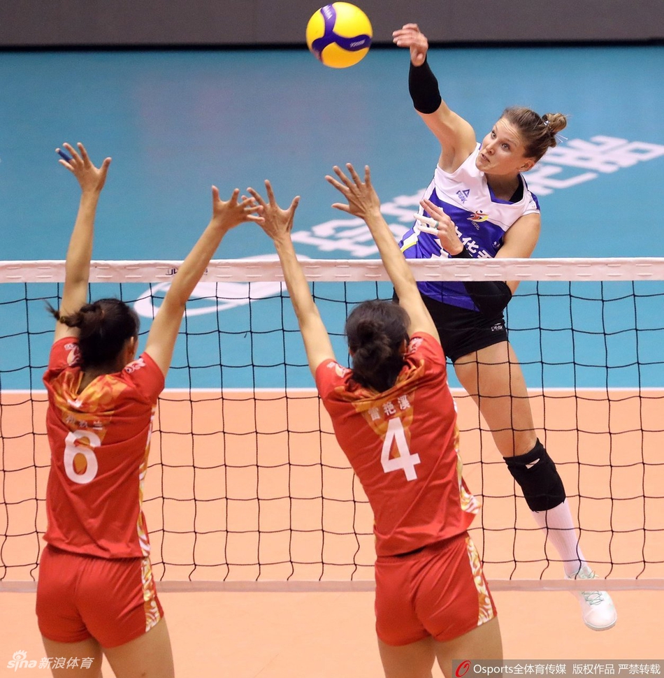 排超联赛辽宁女排3-1逆转云南