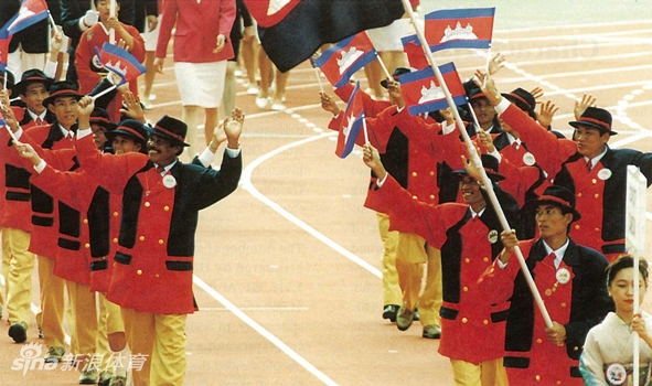 1994广岛亚运会柬埔寨代表团入场