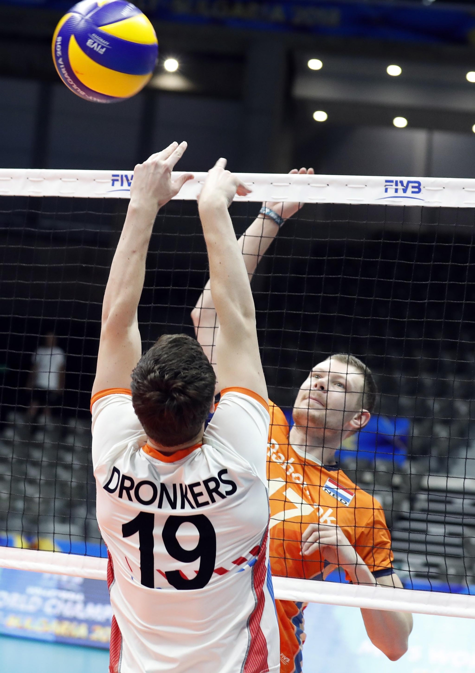 世锦赛中国男排1-3荷兰遭两连败