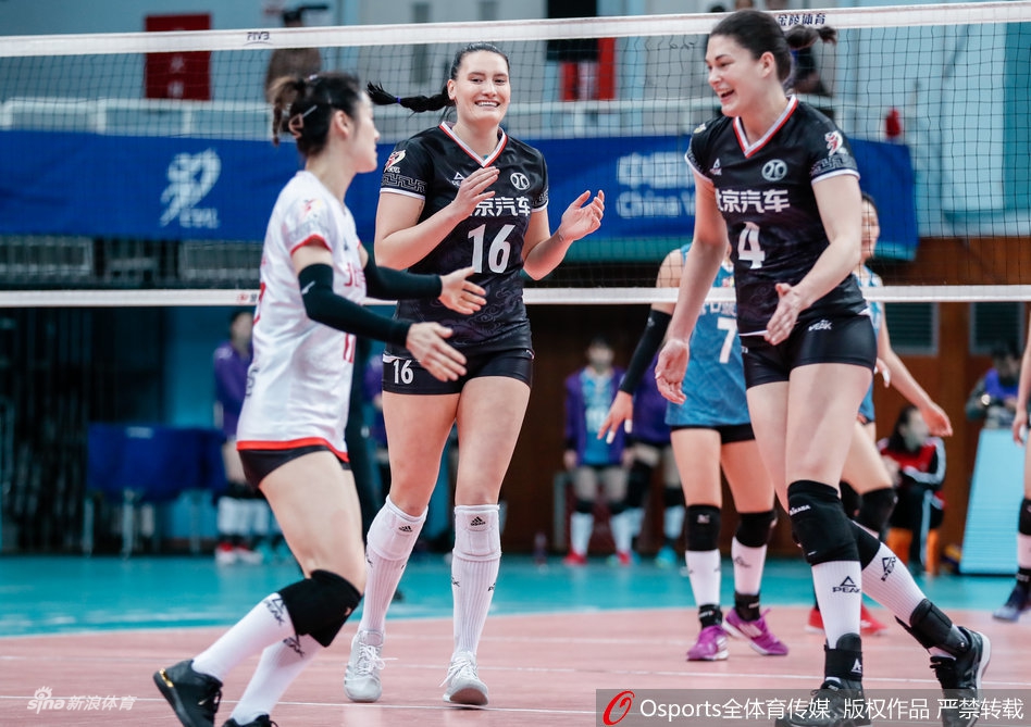 排超八强战北京汽车3-2辽宁女排