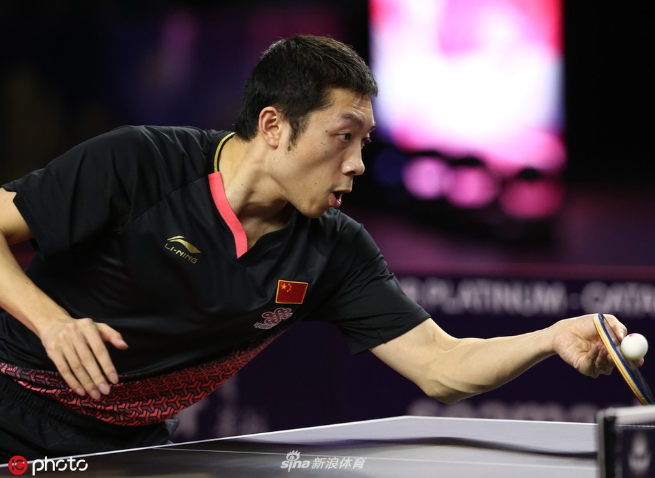 卡乒赛马龙4-2许昕晋级决赛